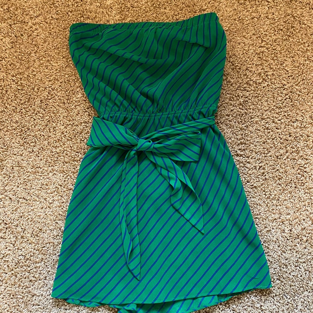 Express strapless dress.  Size small.
